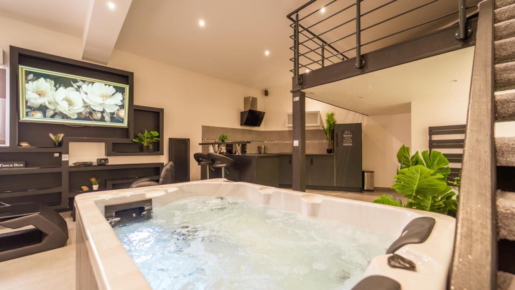 Mezza 47 Spa Precy-sur-Oise ภายนอก รูปภาพ